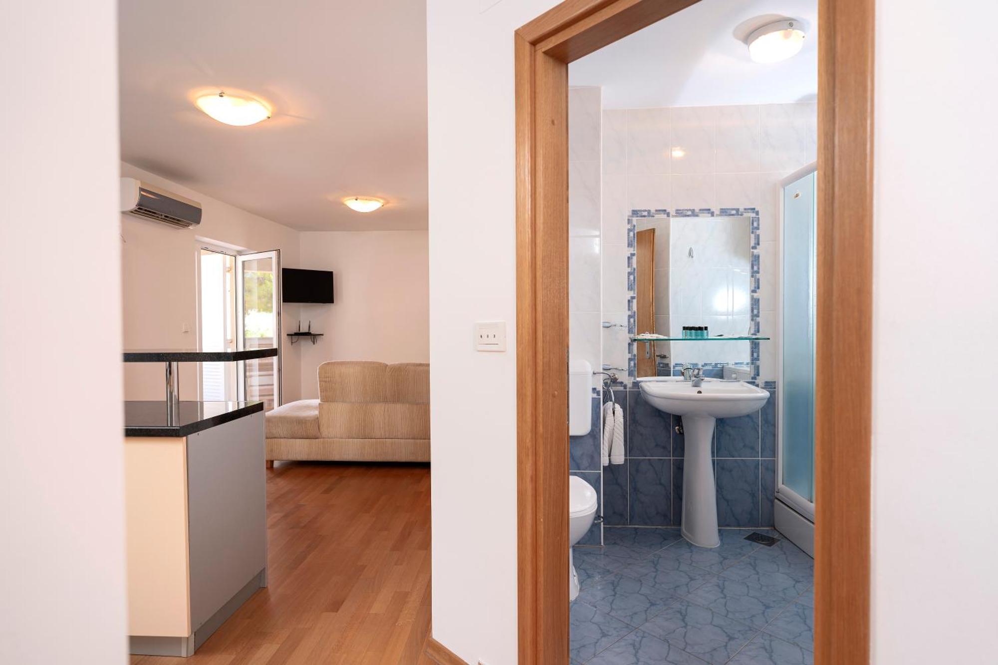 Villa Dalmatia Apartments Bol Eksteriør bilde