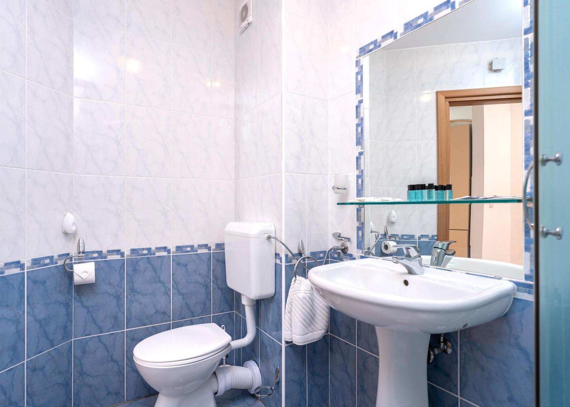 Villa Dalmatia Apartments Bol Eksteriør bilde